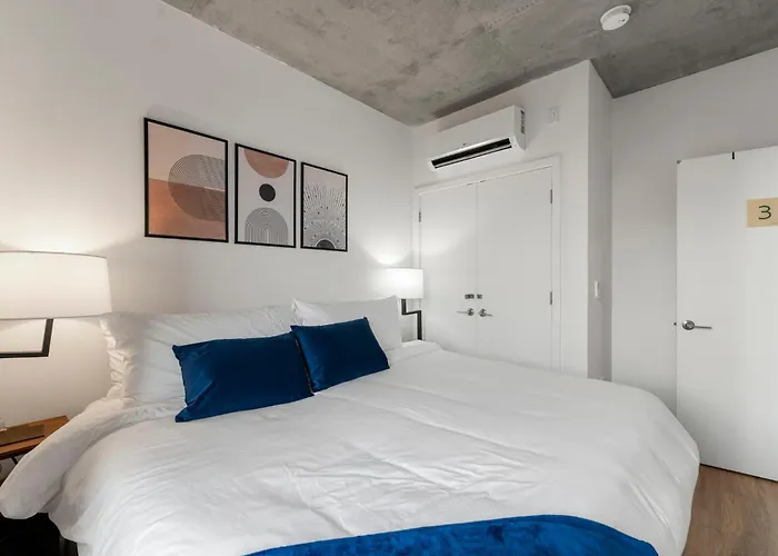Modern 4br Retreat With Stunning Views *