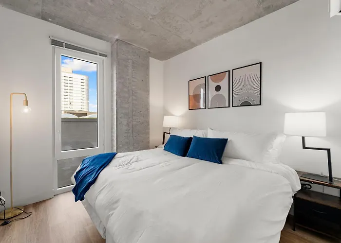 Modern 4br Retreat With Stunning Views Hotel Chicago