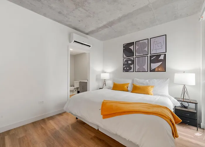 Modern 4br Retreat With Stunning Views