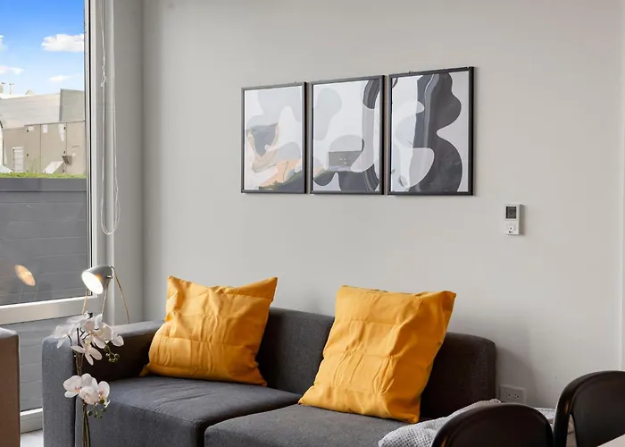 Modern 4br Retreat With Stunning Views * Chicago