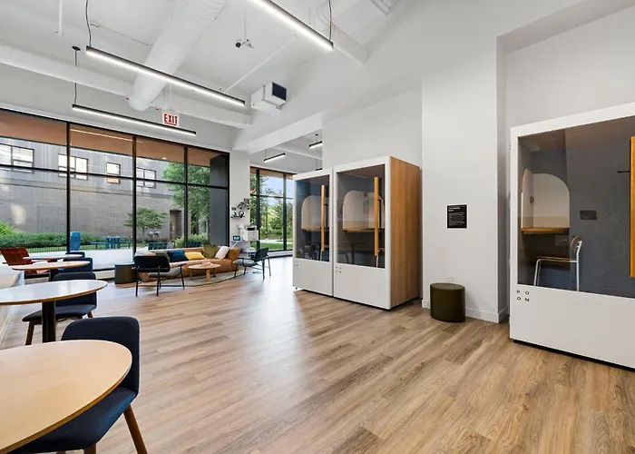 Hotel Modern 4br Retreat With Stunning Views *